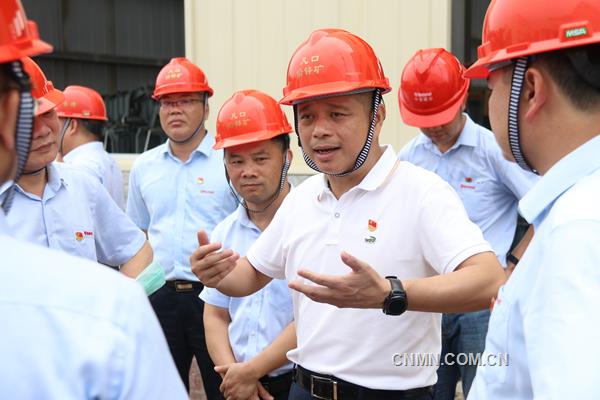 2021年，中金嶺南營業(yè)收入、歸母凈利潤超額完成預(yù)算目標，創(chuàng)近年來最高水平；位列《財富》中國500強第338位、制造業(yè)企業(yè)500強第299位，分別比上一年上升68位、30位。