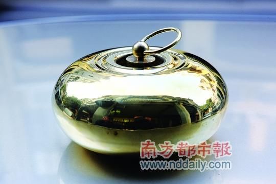 “湯婆子”據(jù)說2000多元一個(gè)。