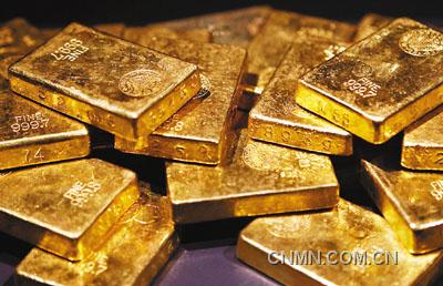 “黃金十年”全年升29.7%，黃金去年完成10連漲，高盛唱好金價可沖至1690美元。