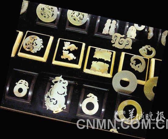 光彩大市場(chǎng)玉博城，各種仿古玉琳瑯滿目