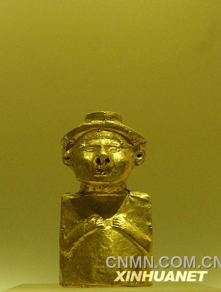 這是哥倫比亞黃金博物館展出的一件古代黃金藝術(shù)品(攝于2008年10月29日)。
