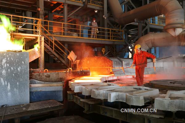 有色金屬總量完成4.2萬(wàn)噸，同比提高1.41%；工業(yè)總產(chǎn)值完成14.27億元，同比增長(zhǎng)24.47%；4項(xiàng)定額指標(biāo)同比有提升。在全面貫徹落實(shí)十九大精神的開(kāi)局之年，葫蘆島有色金屬集團(tuán)有限公司干部員工士氣高漲，勇戰(zhàn)嚴(yán)寒，實(shí)現(xiàn)1月生產(chǎn)開(kāi)門紅。在企業(yè)連續(xù)4年盈利的基礎(chǔ)上，為完成2018年全年目標(biāo)任務(wù)創(chuàng)造了良好開(kāi)端。
